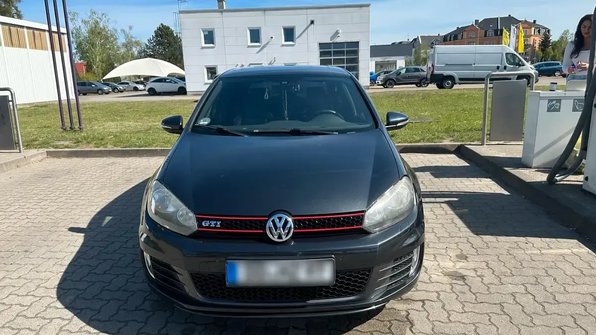 Gebraucht VW Golf VI GTI 211 PS (155 kW) 2011 Andere farben Kleinwagen