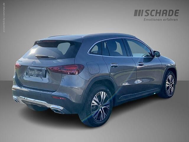 Gebraucht Mercedes GLA250 Progressive 163 PS (119 kW) 2023 Grau SUV