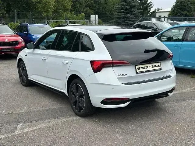 Gebraucht Skoda Scala Monte Carlo 116 PS (85 kW) 2025 Moonwhite metallic (metallic) Kleinwagen