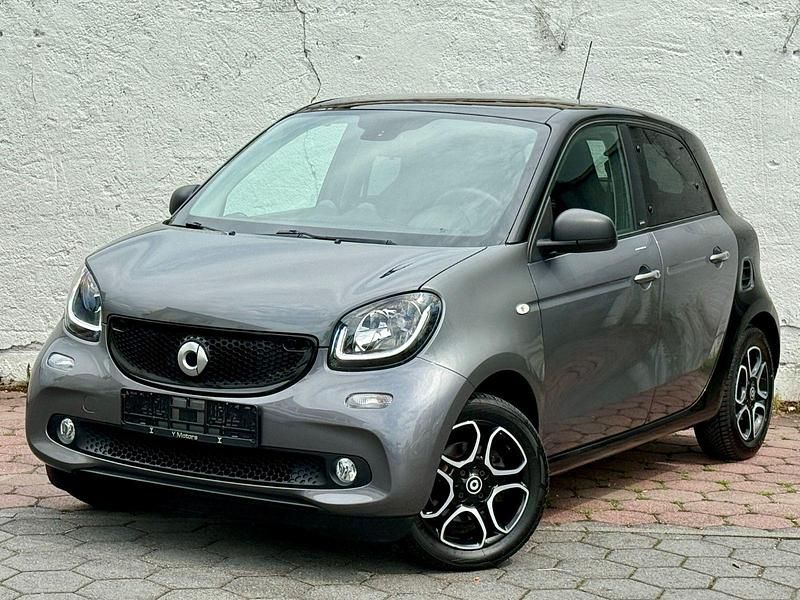 Grau Gebraucht 2018 Smart ForFour Kleinwagen | 11.900 € (Fairer Preis) - Bild 1/4