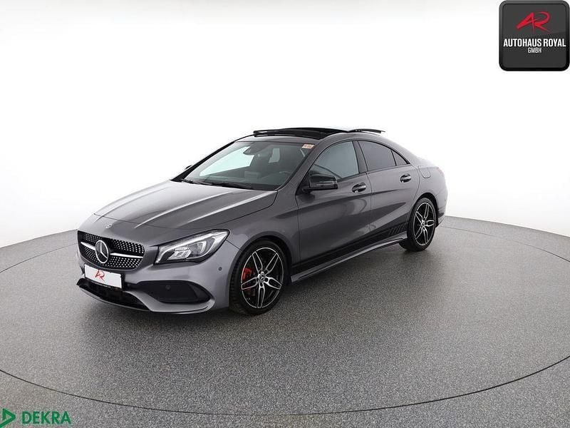 Mountaingrau Gebraucht 2018 Mercedes CLA250 AMG Limousine | 27.880 € (Teuer) - Bild 1/4