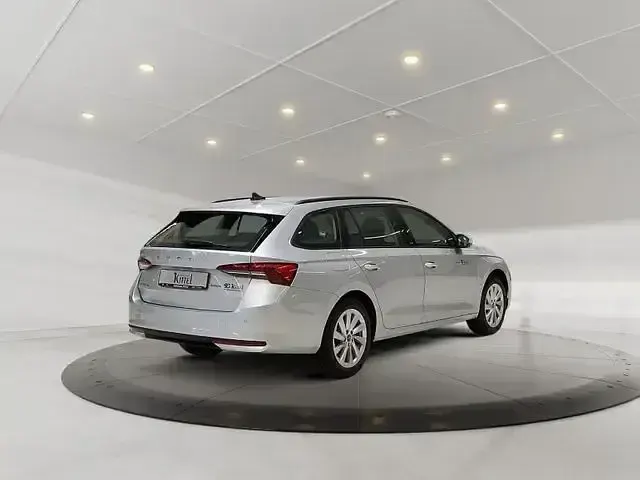 Gebraucht Skoda Octavia Selection 116 PS (85 kW) 2025 Silber Kombi