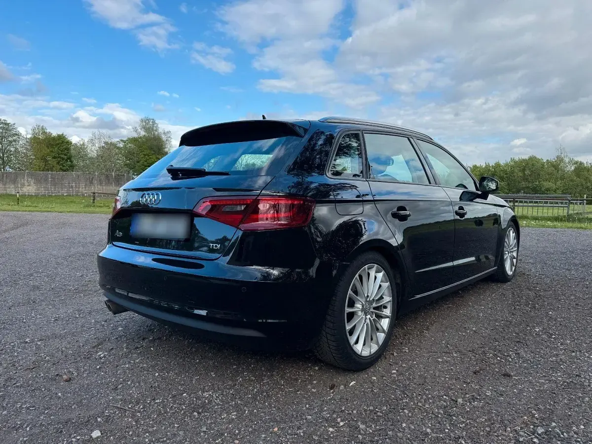 Gebraucht Audi A3 Performance 150 PS (110 kW) 2016 Schwarz Limousine