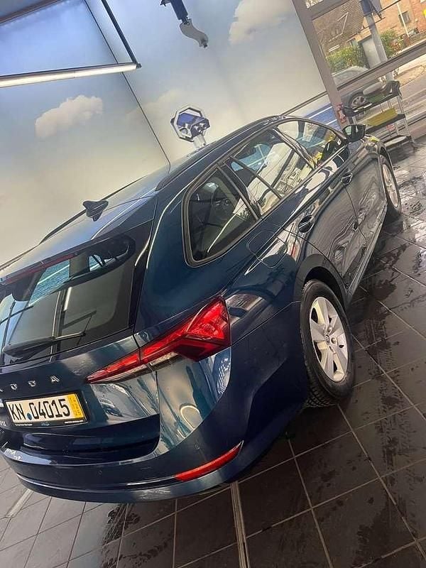 Gebraucht Skoda Octavia Clever 116 PS (85 kW) 2021 Limousine