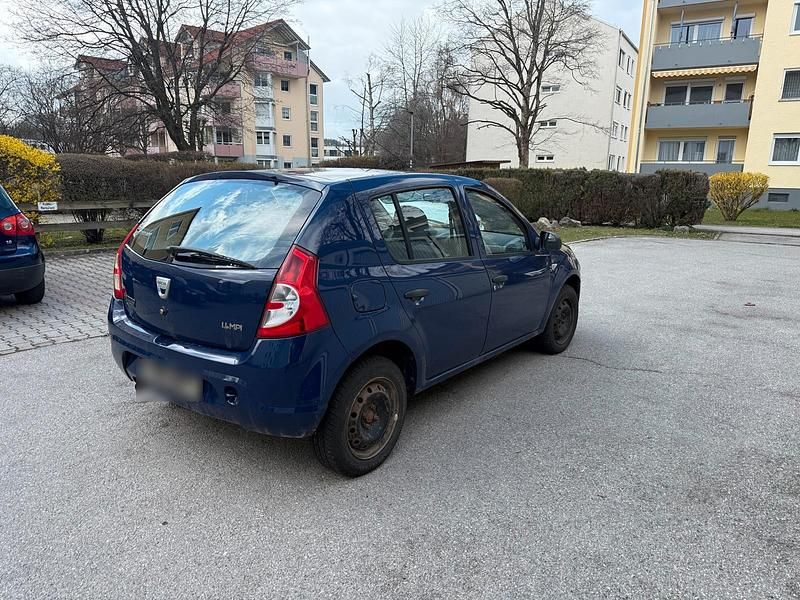 Gebraucht Dacia Sandero 75 PS (55 kW) 2010 Blau Limousine