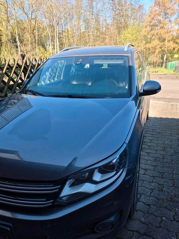 Gebraucht VW Tiguan 160 PS (117 kW) 2013 Grau SUV
