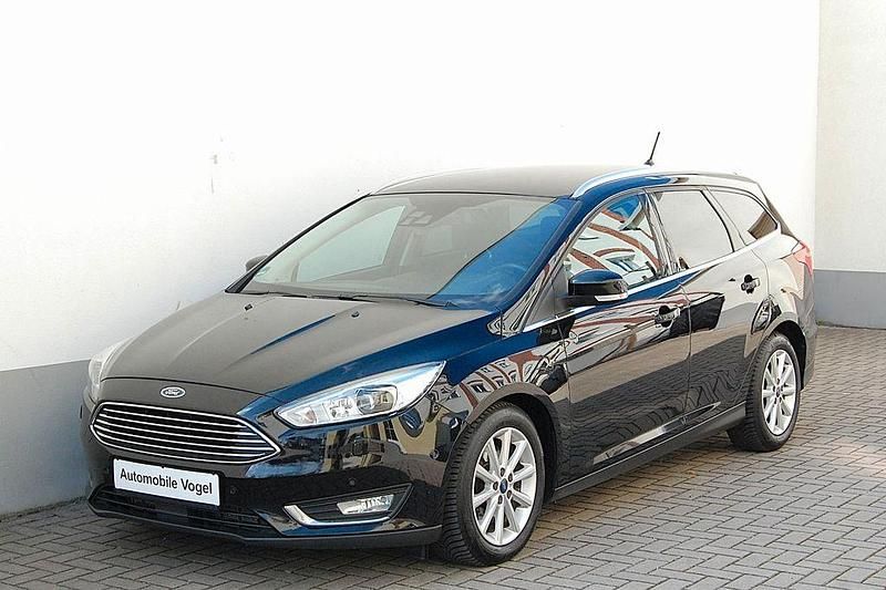Gebraucht Ford Focus Titanium 150 PS (110 kW) 2017 Schwarz Limousine