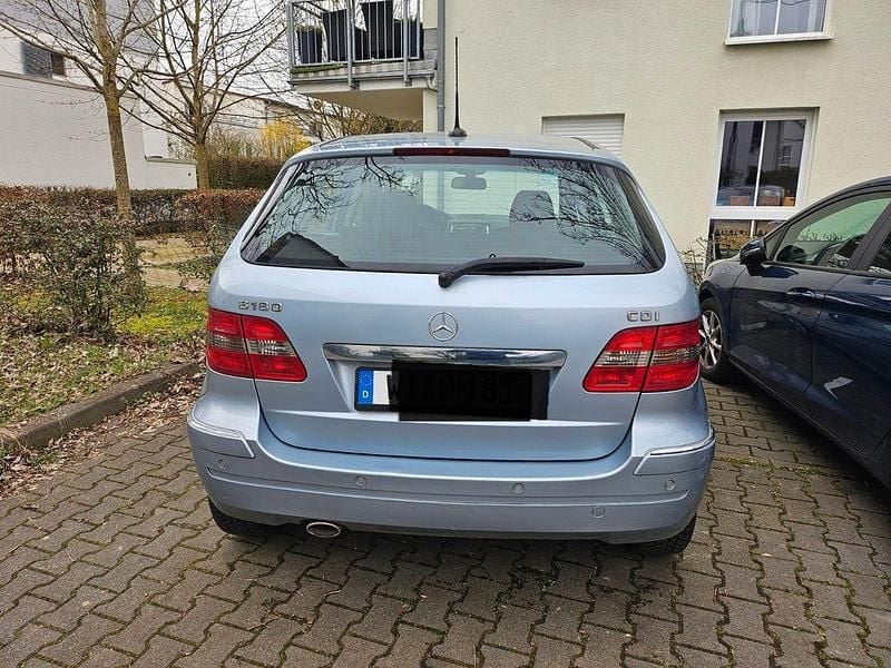 Gebraucht Mercedes B180 Edition 109 PS (80 kW) 2007 Blau Van / Kleinbus