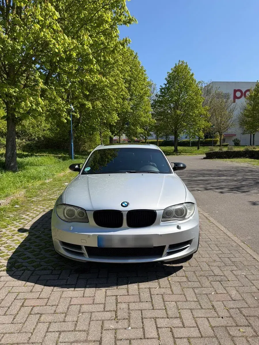 Gebraucht BMW 120 Coupé 177 PS (130 kW) 2008 Silber Coupé