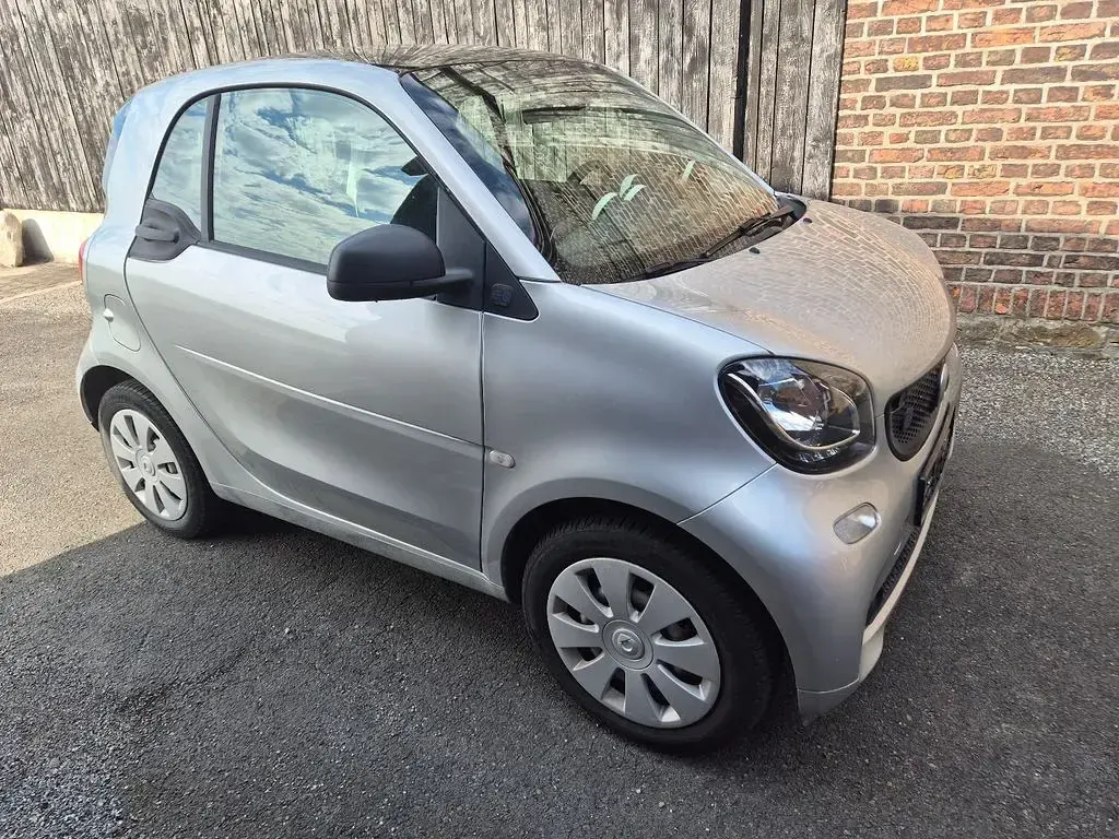 Gebraucht Smart ForTwo Electric Drive 60 kW (82 PS) 2020 Silber Coupé
