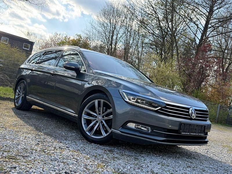 Gebraucht VW Passat Highline 190 PS (139 kW) 2017 Grau Kombi