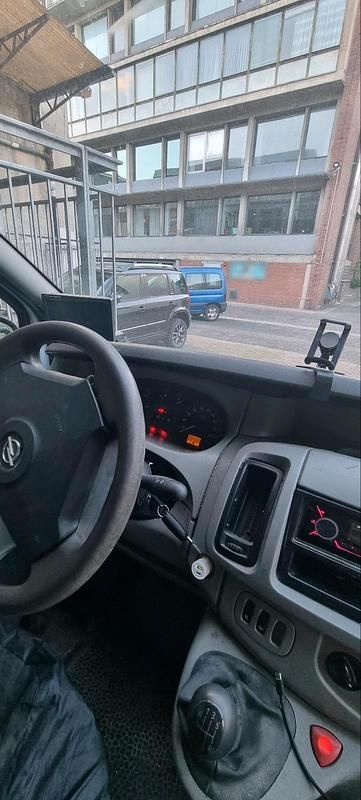 Gebraucht Opel Vivaro 101 PS (74 kW) 2004 Weiß Van / Kleinbus