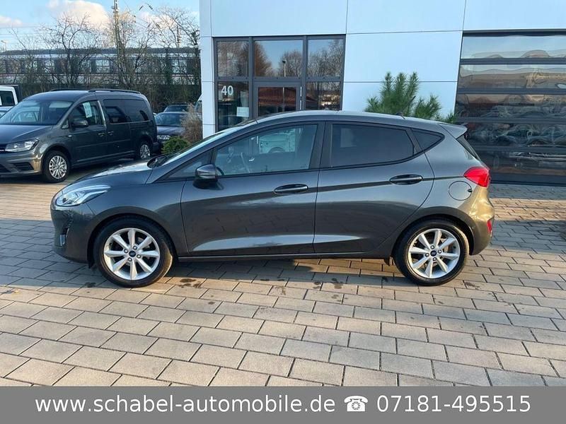 Gebraucht Ford Fiesta Cool & Connect 101 PS (74 kW) 2017 Magneticgrau (metallic) Kleinwagen