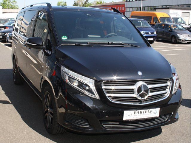 Gebraucht Mercedes V250 Avantgarde Edition 190 PS (139 kW) 2015 Schwarz metallic Van / Kleinbus