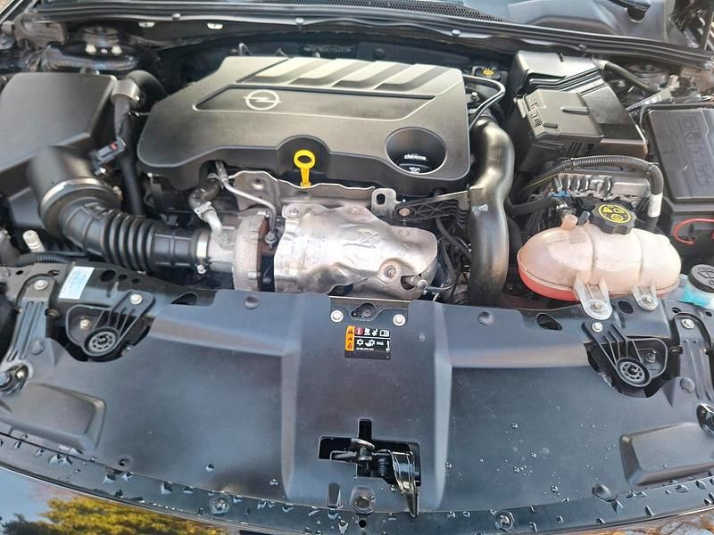 Gebraucht Opel Insignia 170 PS (125 kW) 2018 Schwarz Kombi