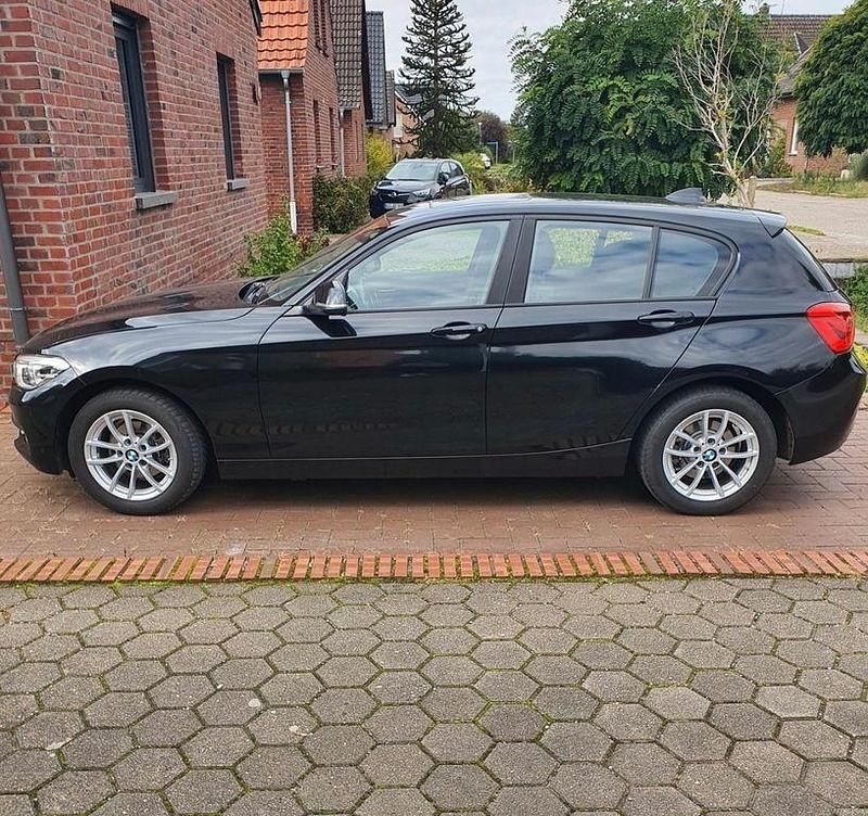 Gebraucht BMW 116 Advantage 116 PS (85 kW) 2018 Schwarz Kleinwagen