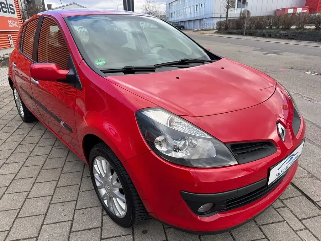 Gebraucht Renault Clio Dynamique 111 PS (81 kW) 2006 Rot Kleinwagen