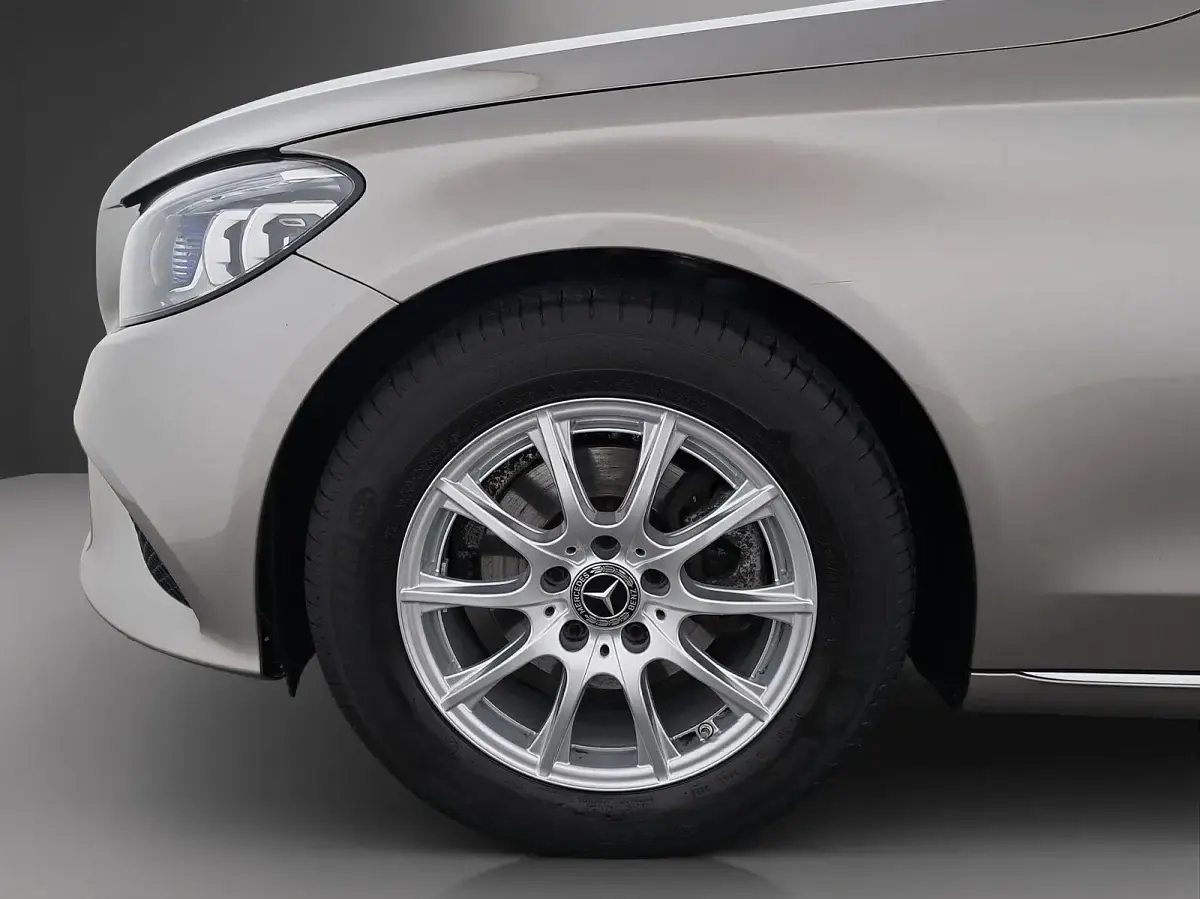 Gebraucht Mercedes C200 Advanced 160 PS (117 kW) 2021 Silber Kombi
