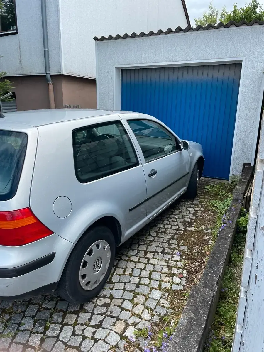Gebraucht VW Golf 101 PS (74 kW) 2000 Silber Coupé
