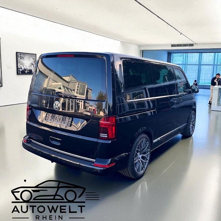 Gebraucht VW Multivan Highline 204 PS (150 kW) 2021 Schwarz Van
