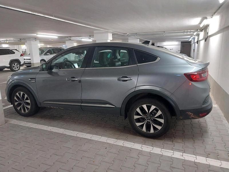 Gebraucht Renault Arkana Zen 140 PS (102 kW) 2022 Grau SUV