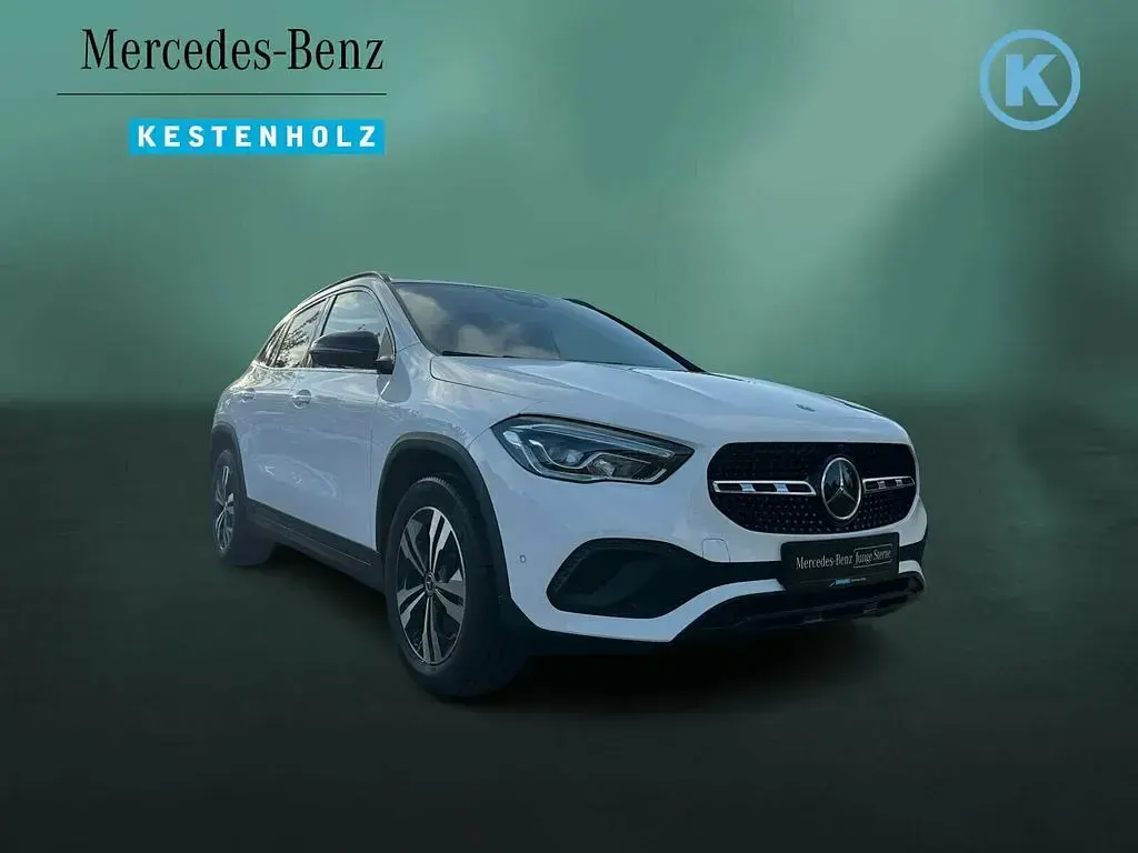 Gebraucht Mercedes GLA220 Progressive 190 PS (139 kW) 2020 Unilack polarweiß SUV