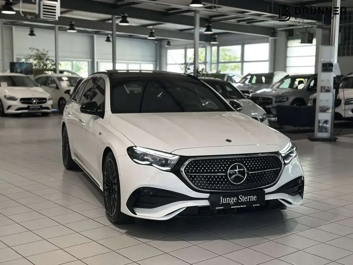 Gebraucht Mercedes E300 AMG 313 PS (230 kW) 2025 Unilack polarweiß Kombi