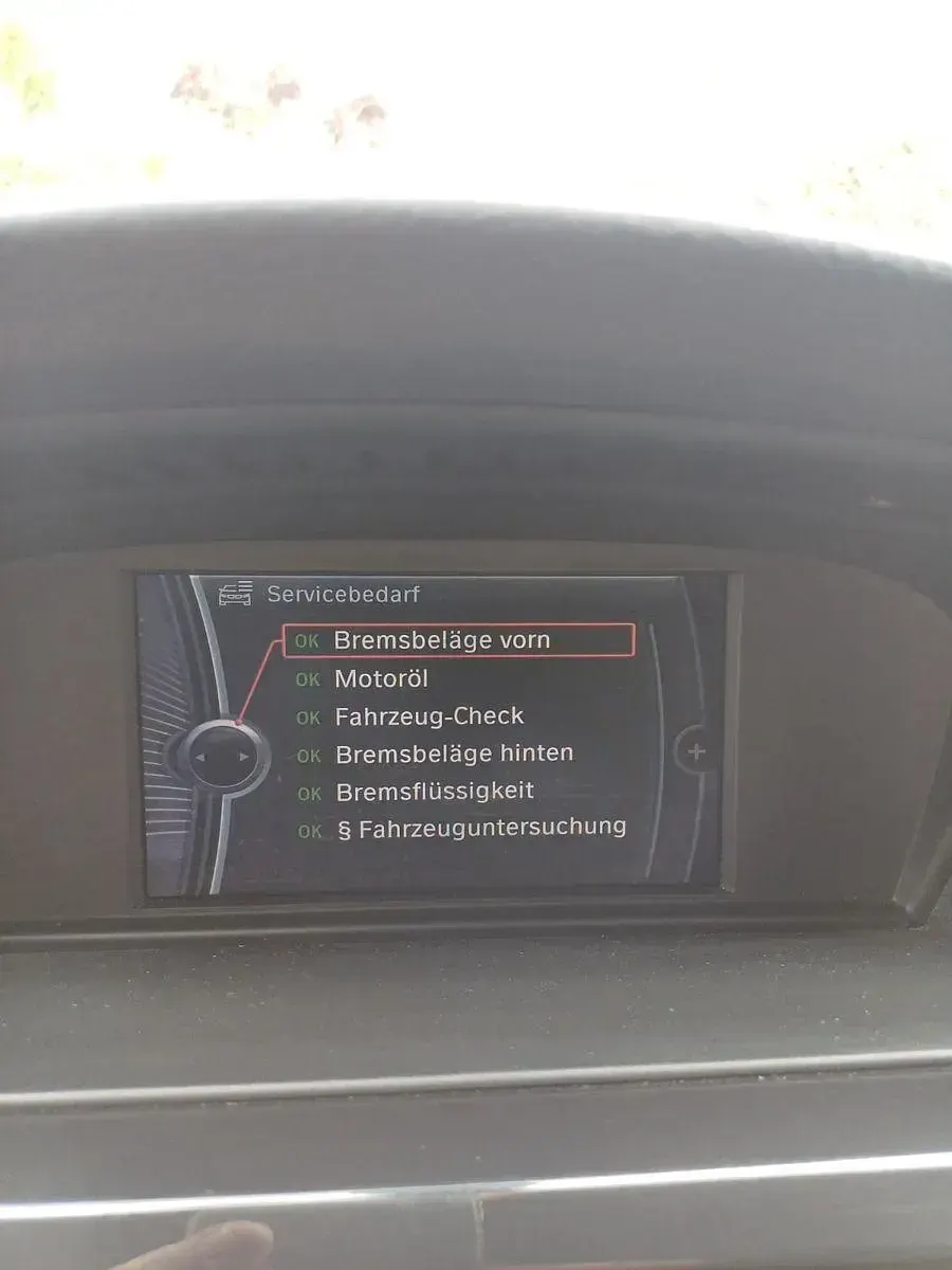 Gebraucht BMW 320 184 PS (135 kW) 2012 Schwarz Kombi