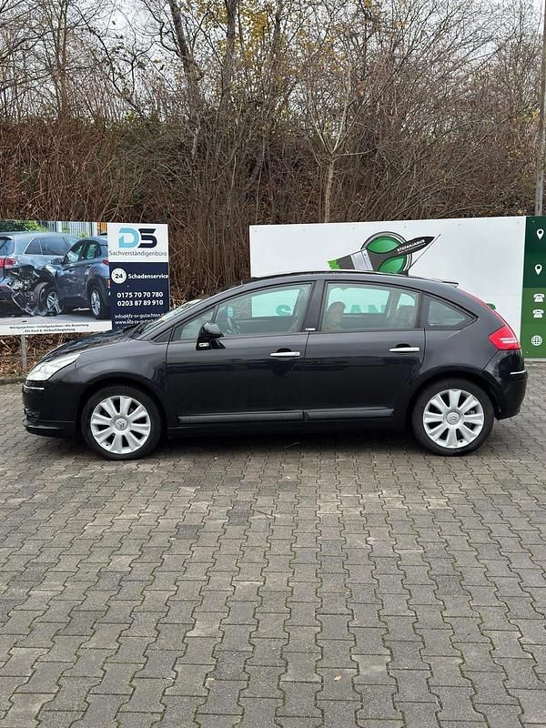 Schwarz Gebraucht 2005 Citroën C4 Kleinwagen | 3.600 € (Etwas zu teuer) - Bild 1/4