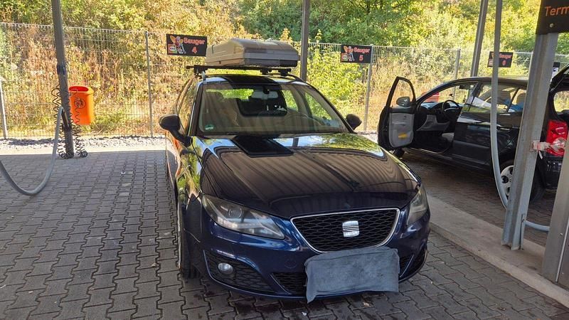 Blau Gebraucht 2012 Seat Exeo Style Kombi | 5.850 € - Bild 1/4