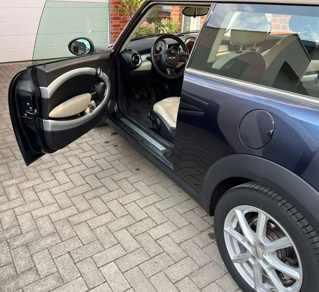 Gebraucht Mini Cooper 125 PS (91 kW) 2012 Blau Kleinwagen