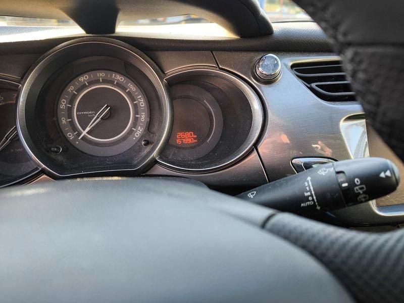 Gebraucht Citroën C3 Exclusive 120 PS (88 kW) 2010 Grau Limousine