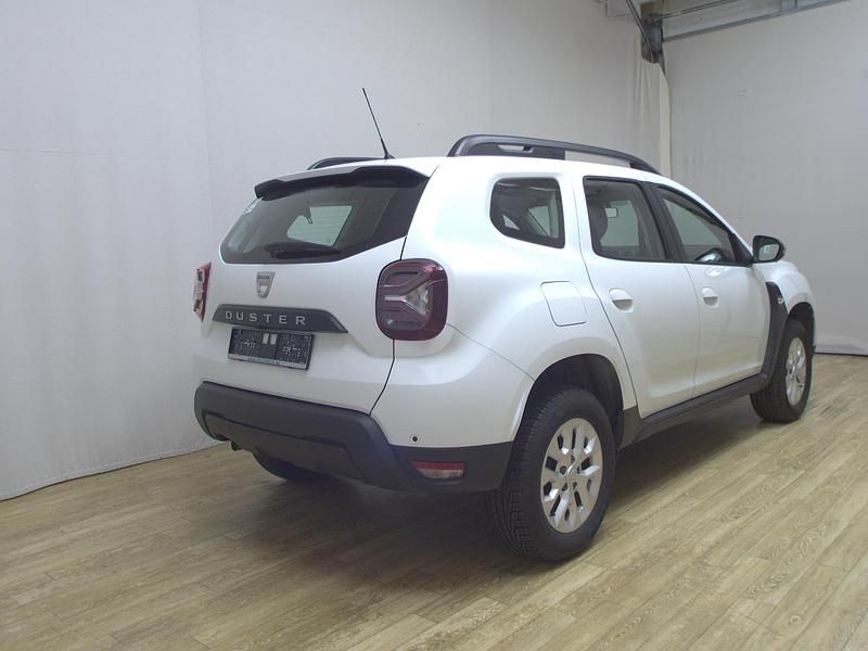 Gebraucht Dacia Duster Comfort 116 PS (85 kW) 2022 Weiss SUV
