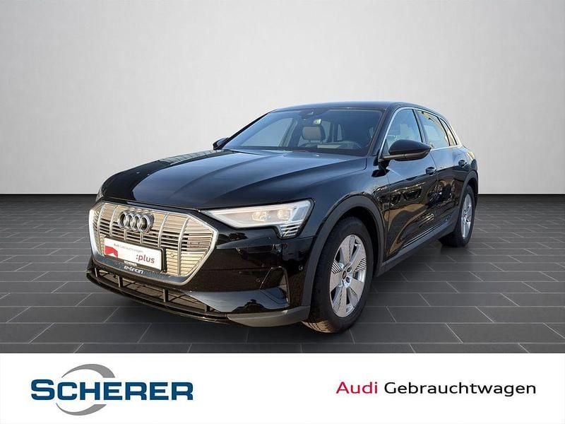 Brillantschwarz Gebraucht 2022 Audi e-tron Basis SUV | 27.480 € (Fairer Preis) - Bild 1/4