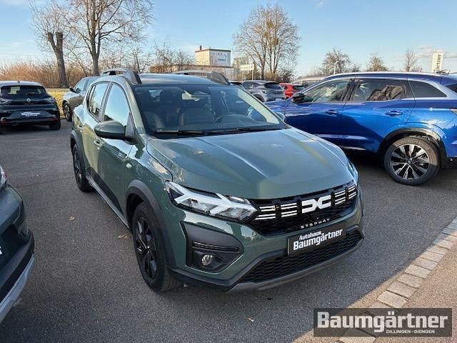 Gebraucht Dacia Sandero Expression 91 PS (66 kW) 2025 Grün Kleinwagen