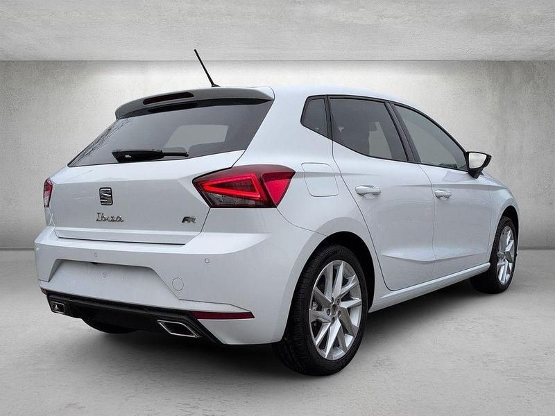 Neu Seat Ibiza FR 116 PS (85 kW) 2026 Nevada weiß metallic Kleinwagen