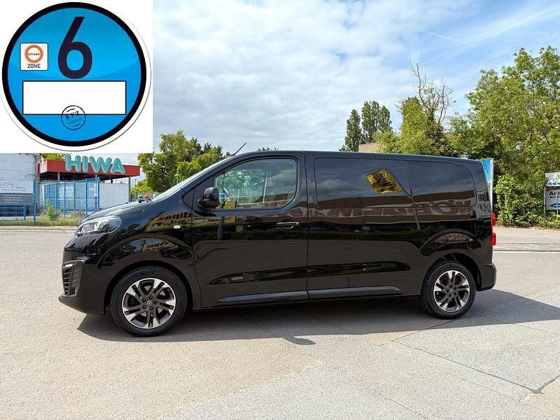 Schwarz Gebraucht 2020 Opel Zafira Life Van | 39.950 € (Teuer) - Bild 1/4