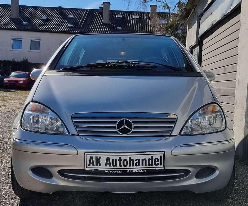Gebraucht Mercedes A160 Avantgarde 102 PS (75 kW) 2001 Grau Van / Kleinbus