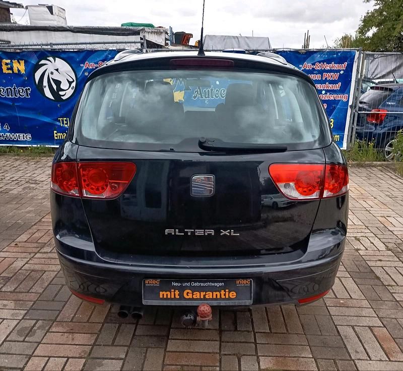 Gebraucht Seat Altea XL 160 PS (117 kW) 2013 Grau Van / Kleinbus