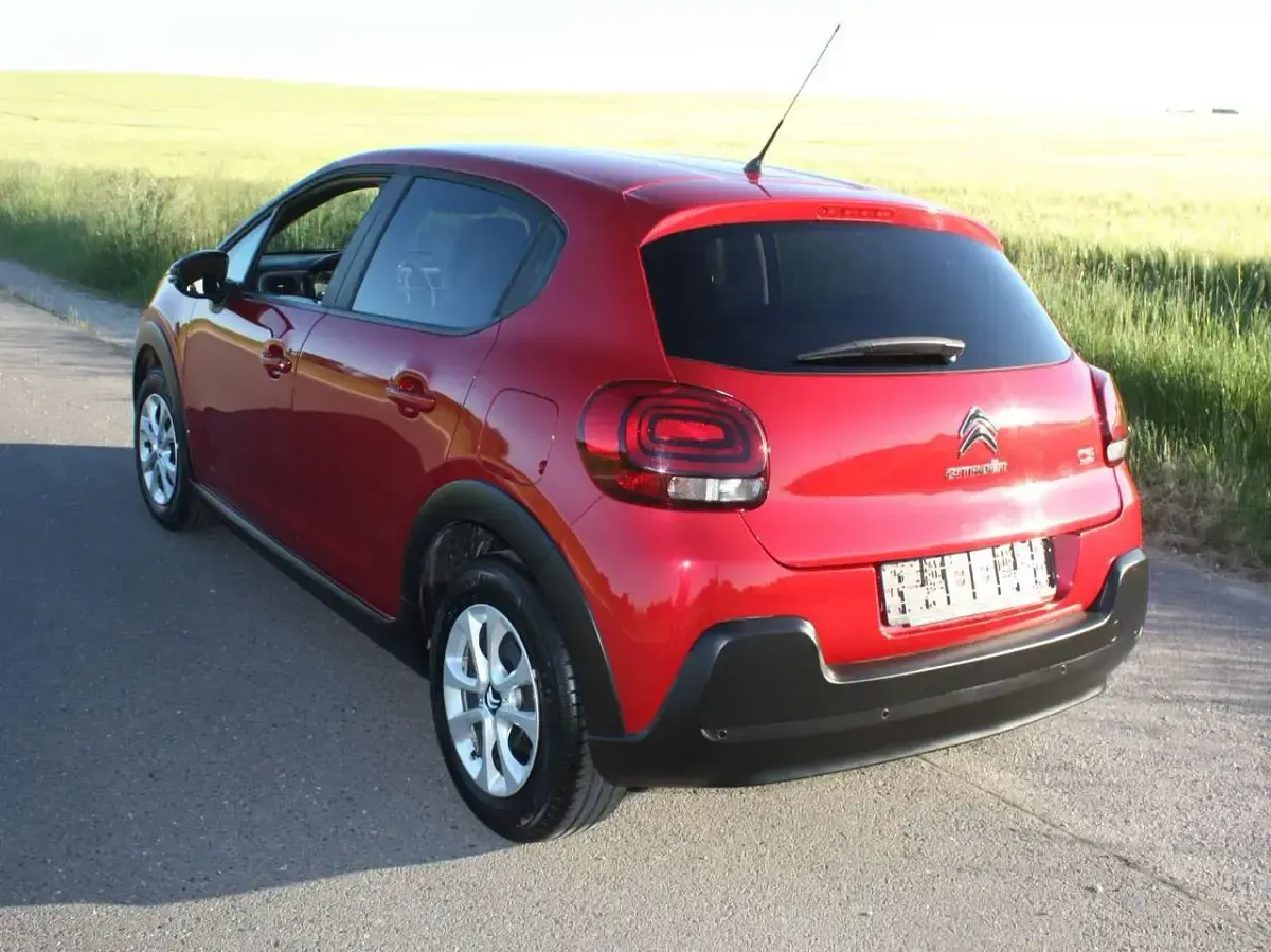 Gebraucht Citroën C3 Exclusive 82 PS (60 kW) 2017 Rot Limousine