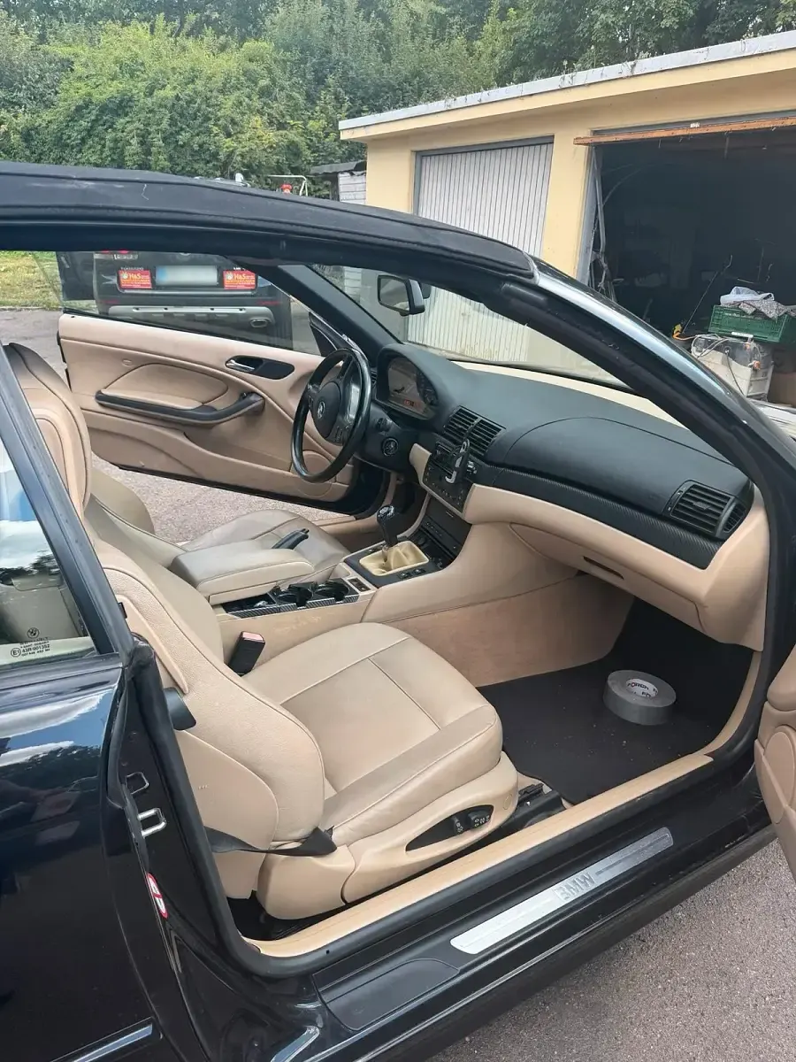 Gebraucht BMW 318 143 PS (105 kW) 2002 Schwarz Cabrio