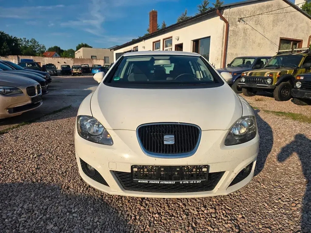 Gebraucht Seat Leon 105 PS (77 kW) 2010 Weiß Kleinwagen