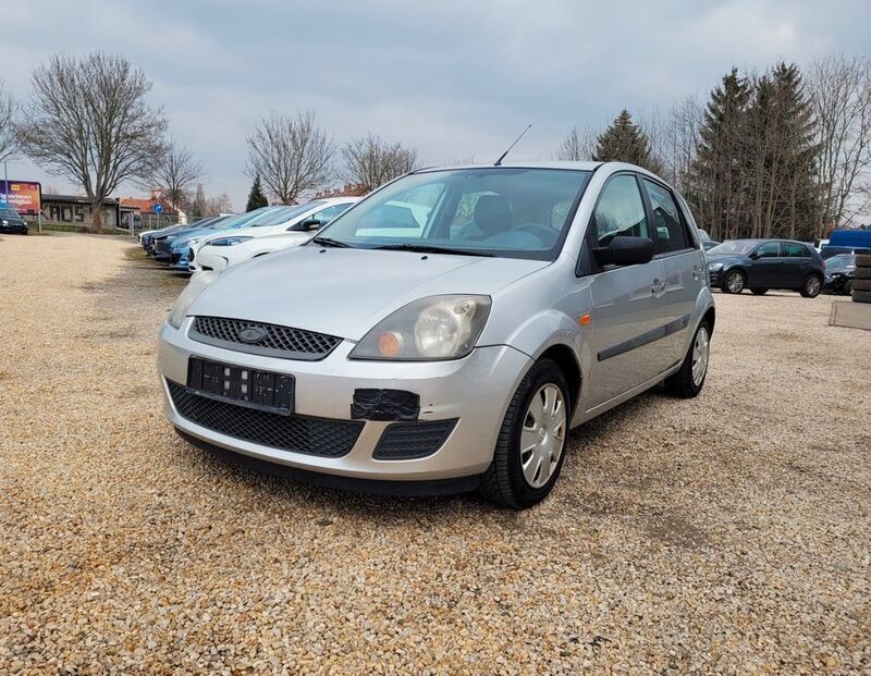 Silber Gebraucht 2007 Ford Fiesta Fun X Kleinwagen | 1.880 € (Fairer Preis) - Bild 1/4