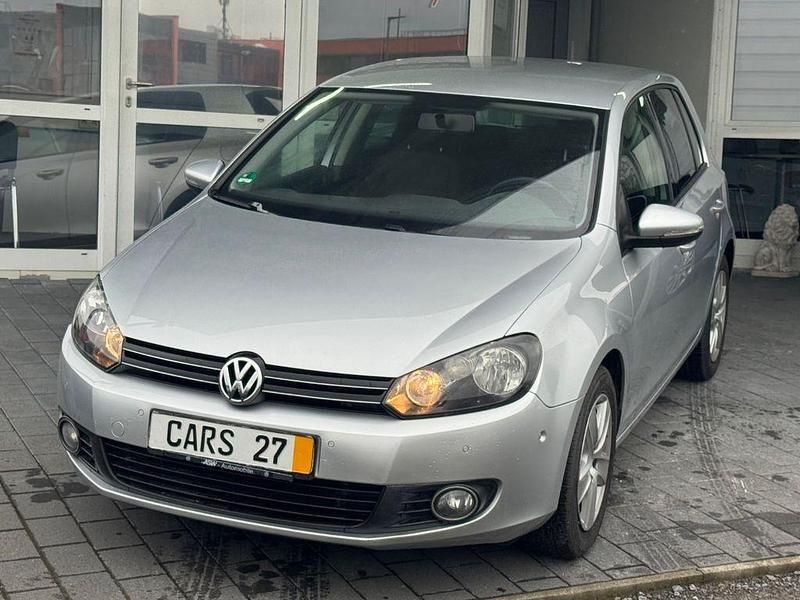 Silber Gebraucht 2009 VW Golf VI Comfortline Limousine | 4.490 € (Fairer Preis) - Bild 1/4
