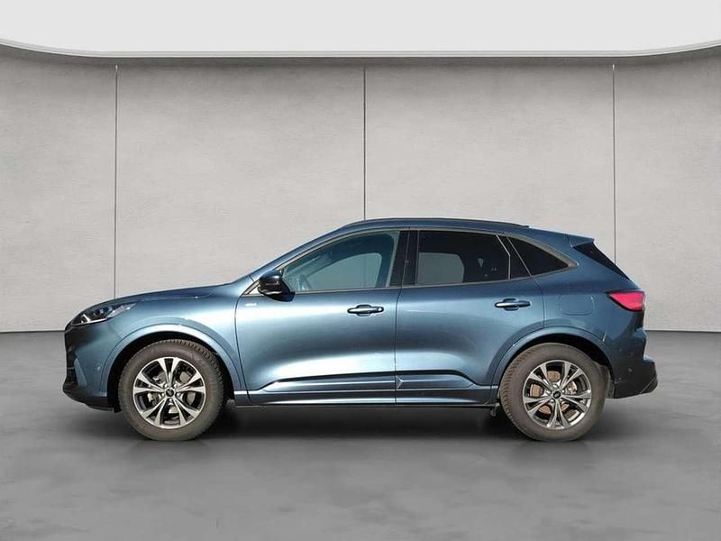 Gebraucht Ford Kuga ST-Line X 150 PS (110 kW) 2023 Chroma blau metallic SUV