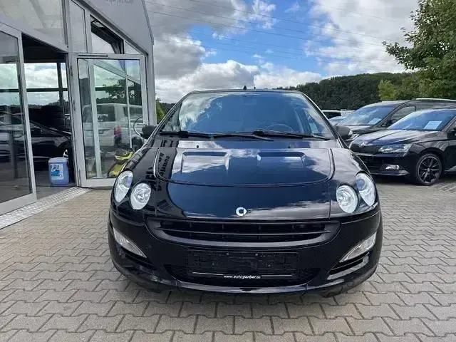 Używany Smart ForFour Pulse 75 KM (55 kW) 2006 Czarny Hatchback