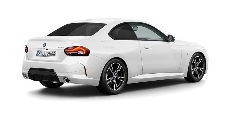 Weiß Neu 2025 BMW 218 M Sport Coupé | 47.910 € (Teuer) - Bild 1/3