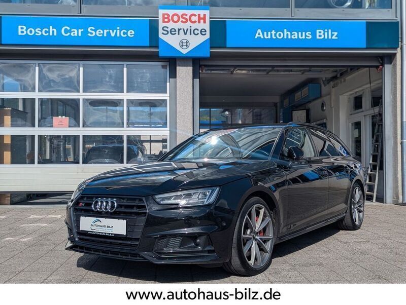 Mythosschwarz metallic Gebraucht 2018 Audi S4 Ambiente Kombi | 22.840 € (Superpreis) - Bild 1/4