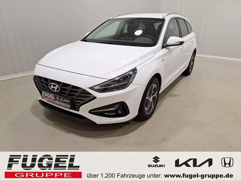 Polar white / sol Gebraucht 2023 Hyundai i30 Kombi | 20.499 € (Guter Preis) - Bild 1/4