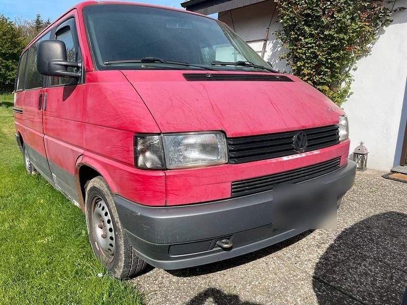 Second-hand VW T4 78 CP (57 kW) 1995 Roșu Van